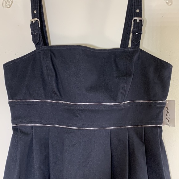 NWT. MAGGY LONDON 8 Black Zipper Decorated Pleat Dress. - Picture 4 of 9